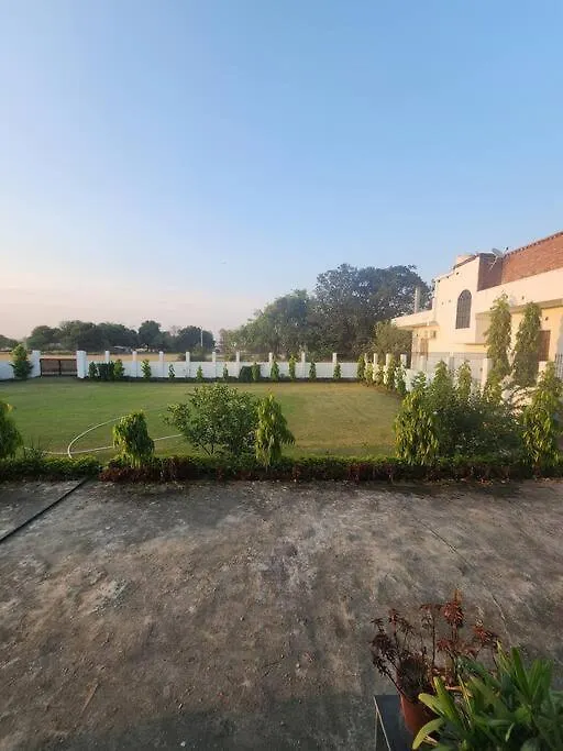 Nyaraló Shanti Niwas Villa Váránaszi
