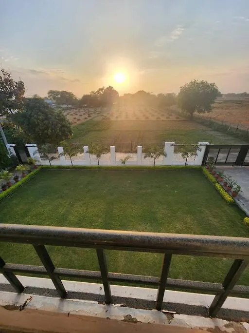 Shanti Niwas Villa Váránaszi India