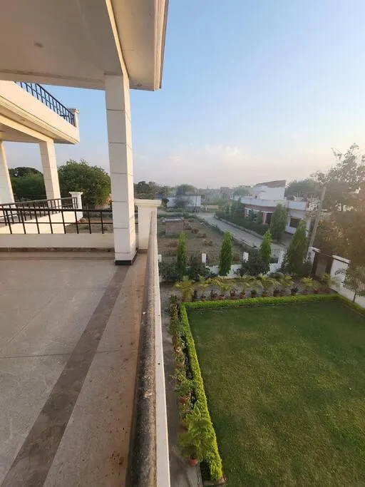 Shanti Niwas Villa Váránaszi 0*,  India