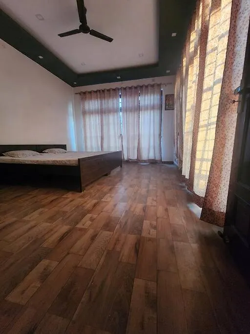 Shanti Niwas Villa Váránaszi Nyaraló