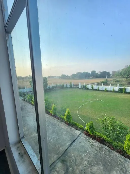 Shanti Niwas Villa Váránaszi 0*,  India